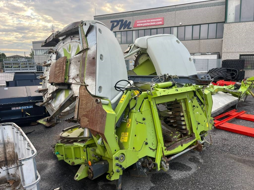 Claas Orbis 600 - Szálastakarmány betakarítás gépei: 5 kép. Claas Orbis 600 - Szálastakarmány betakarítás gépei: 5 kép.