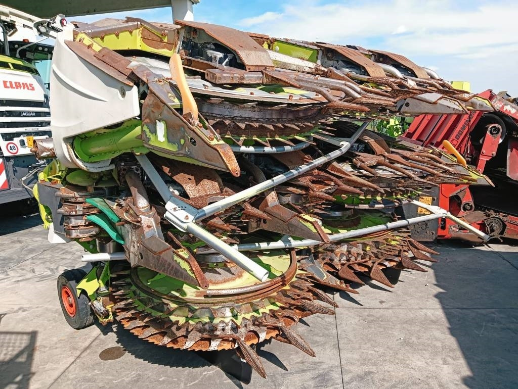 Claas Orbis 900 - Szálastakarmány betakarítás gépei: 1 kép. Claas Orbis 900 - Szálastakarmány betakarítás gépei: 1 kép.
