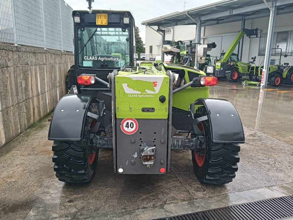 Claas Scorpion 732 - Teleszkópos rakodó: 3 kép. Claas Scorpion 732 - Teleszkópos rakodó: 3 kép.