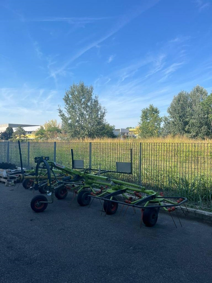 Claas VOLTO 65 - Szénaforgató: 5 kép. Claas VOLTO 65 - Szénaforgató: 5 kép.