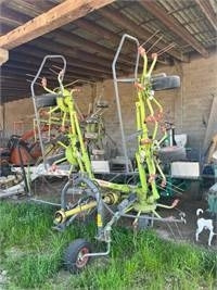Claas VOLTO 65 - Szénaforgató: 1 kép. Claas VOLTO 65 - Szénaforgató: 1 kép.
