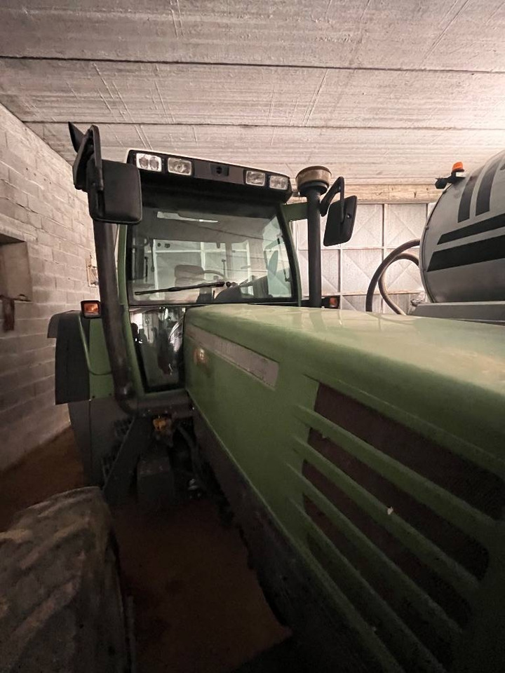 Fendt Farmer 312 - Traktor: 1 kép. Fendt Farmer 312 - Traktor: 1 kép.