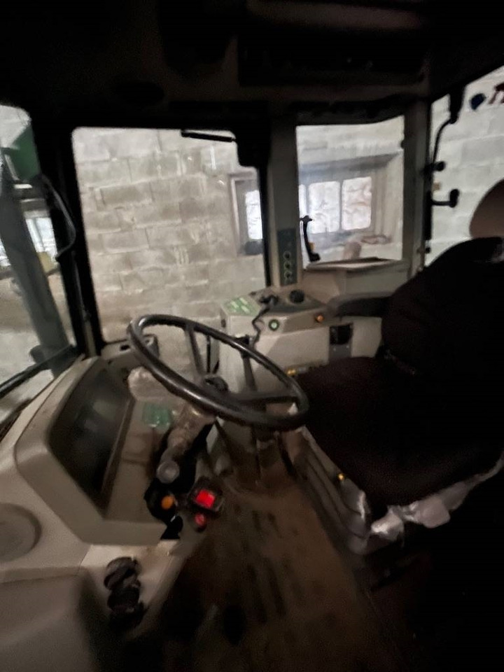 Fendt Farmer 312 - Traktor: 4 kép. Fendt Farmer 312 - Traktor: 4 kép.