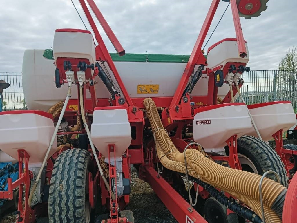 Precíziós vetőgép Gaspardo RENATA 8 FILE: 13 kép.