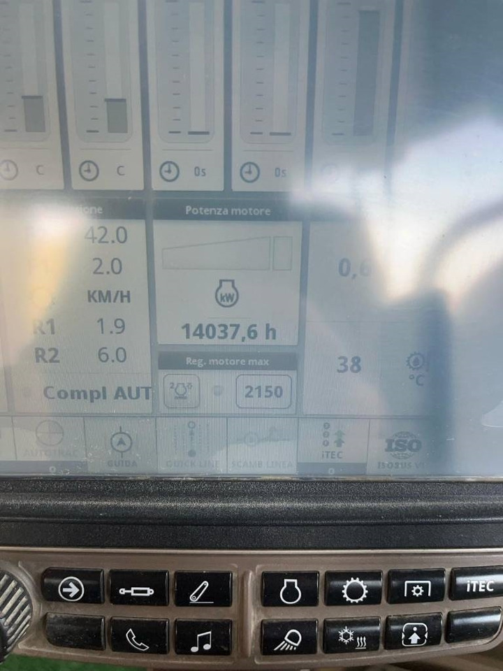 John Deere 7230 R - Traktor: 5 kép. John Deere 7230 R - Traktor: 5 kép.