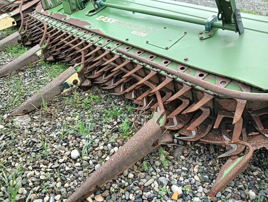 Krone E-COLLECT 750 - Szálastakarmány betakarítás gépei: 2 kép. Krone E-COLLECT 750 - Szálastakarmány betakarítás gépei: 2 kép.