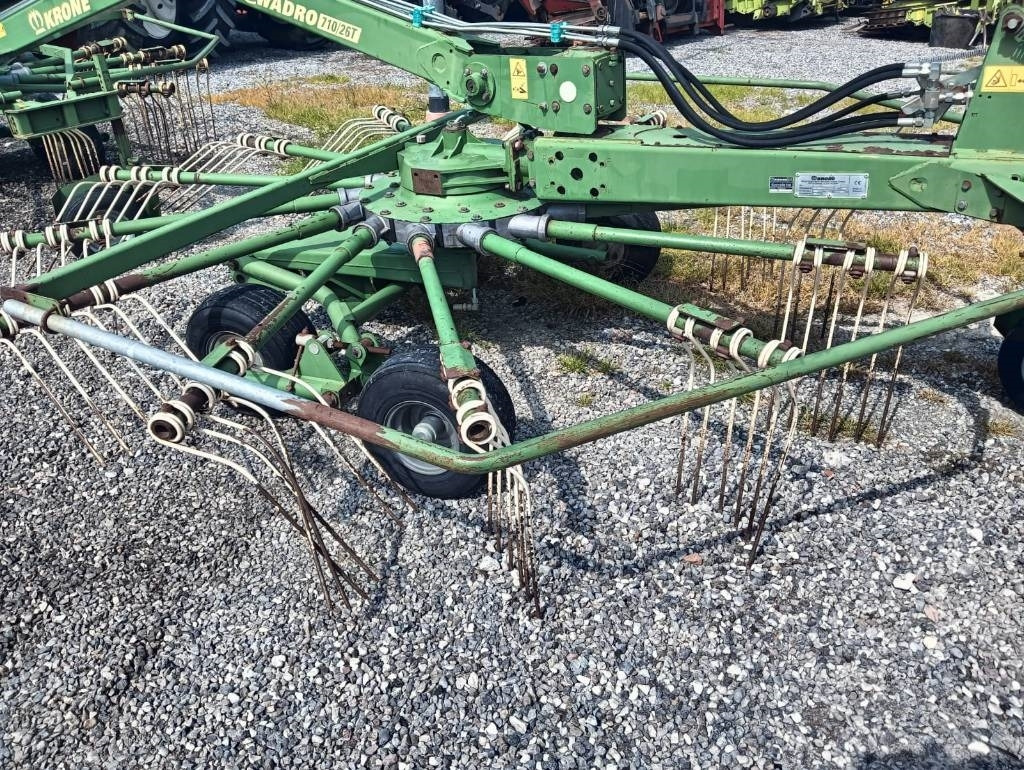 Krone SWADRO 760/26T - Bálacsomagoló: 5 kép. Krone SWADRO 760/26T - Bálacsomagoló: 5 kép.
