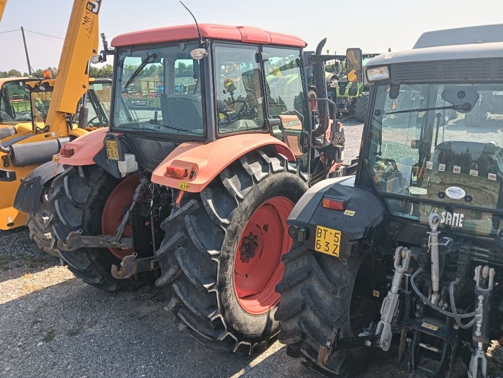 Kubota M 128 X - Traktor: 5 kép. Kubota M 128 X - Traktor: 5 kép.