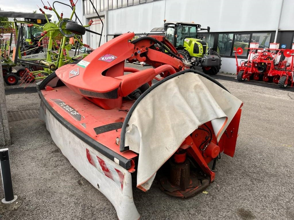 Kuhn 3125 - Fűkasza: 1 kép. Kuhn 3125 - Fűkasza: 1 kép.