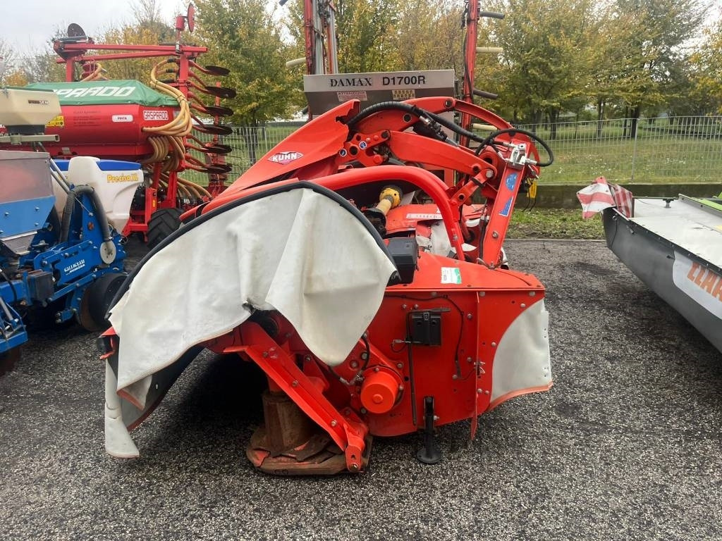 Kuhn 3125 - Fűkasza: 5 kép. Kuhn 3125 - Fűkasza: 5 kép.