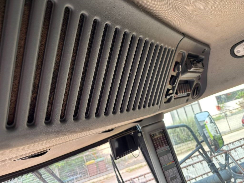 Laverda 5658 - Kombájn: 3 kép. Laverda 5658 - Kombájn: 3 kép.