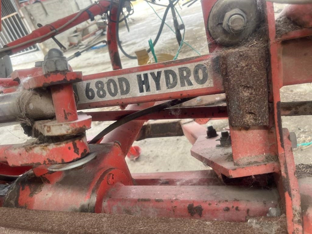 Lely TH 680 - Szénaforgató: 5 kép. Lely TH 680 - Szénaforgató: 5 kép.