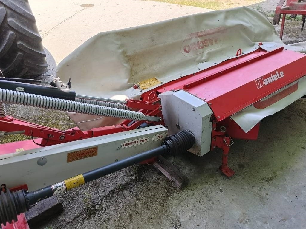 Maschio DEBORA PRO 260 - Fűkasza: 3 kép. Maschio DEBORA PRO 260 - Fűkasza: 3 kép.