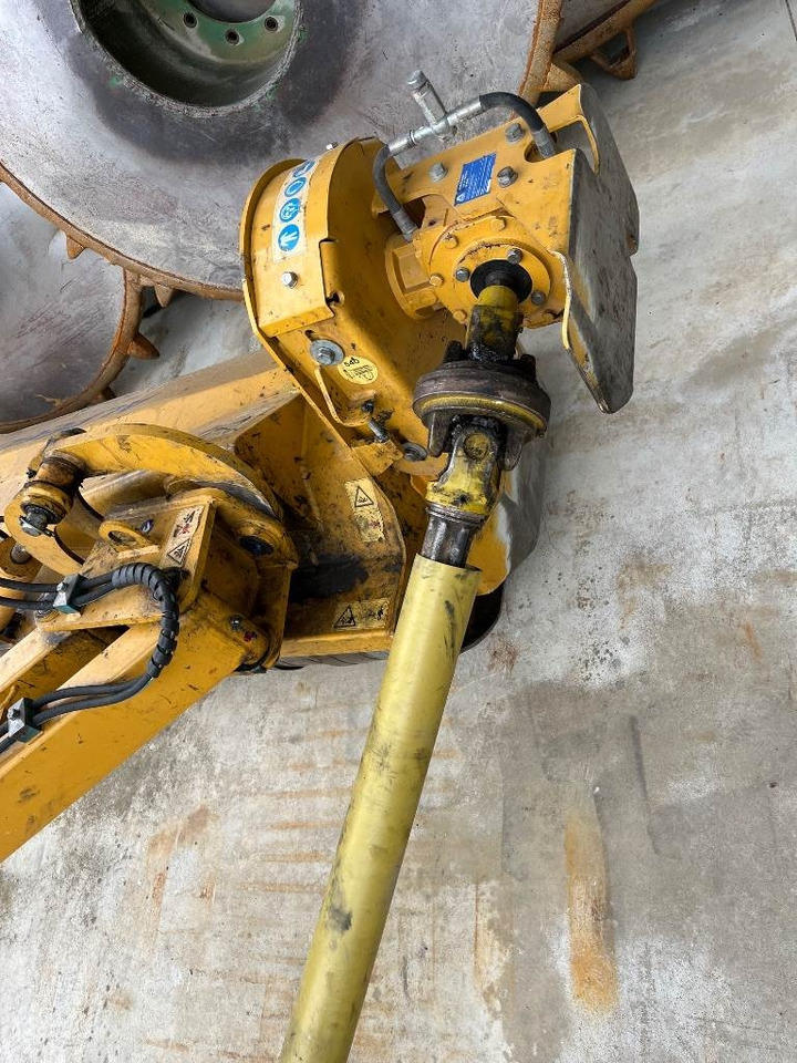 Alpego TL33 200 - Mezőgazdasági gépek: 2 kép. Alpego TL33 200 - Mezőgazdasági gépek: 2 kép.