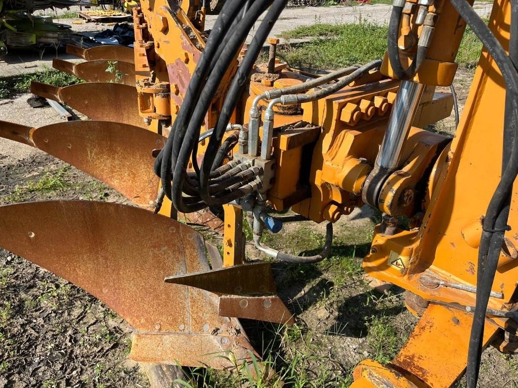 Moro Aratri PNT 20 AV - Eke: 5 kép. Moro Aratri PNT 20 AV - Eke: 5 kép.