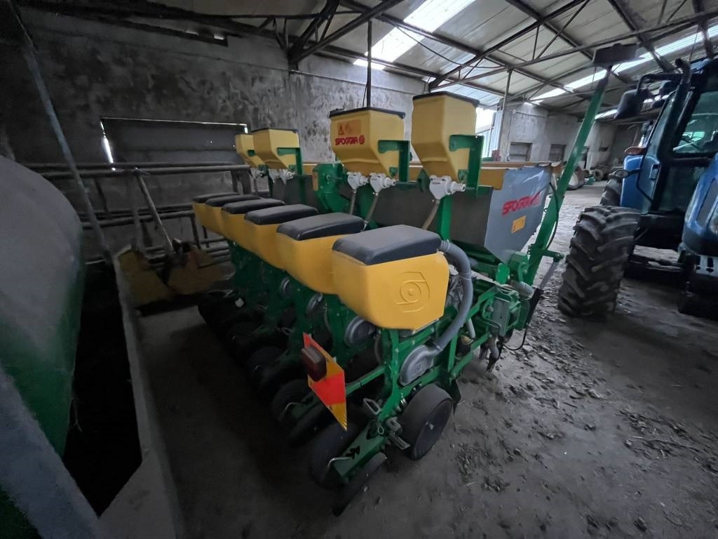 Sfoggia DISCOVERY  - Precíziós vetőgép: 4 kép. Sfoggia DISCOVERY  - Precíziós vetőgép: 4 kép.