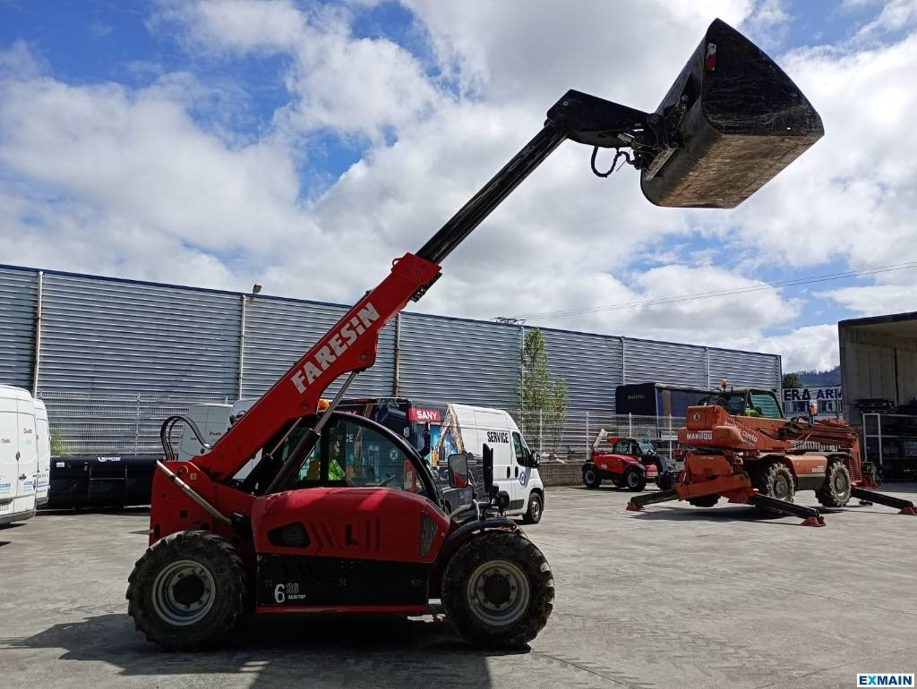 Faresin 626 AGRITOP 3B - Teleszkópos rakodó: 5 kép. Faresin 626 AGRITOP 3B - Teleszkópos rakodó: 5 kép.