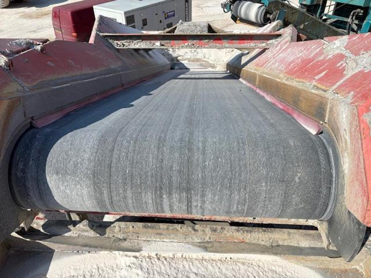 Terex Finlay 2015 Terex Finlay 984 - Osztályozó berendezés: 5 kép. Terex Finlay 2015 Terex Finlay 984 - Osztályozó berendezés: 5 kép.