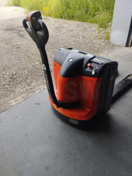 Hangcha Transpalette électrique CDD20-AC1 - Kézi raklapemelő: 5 kép. Hangcha Transpalette électrique CDD20-AC1 - Kézi raklapemelő: 5 kép.