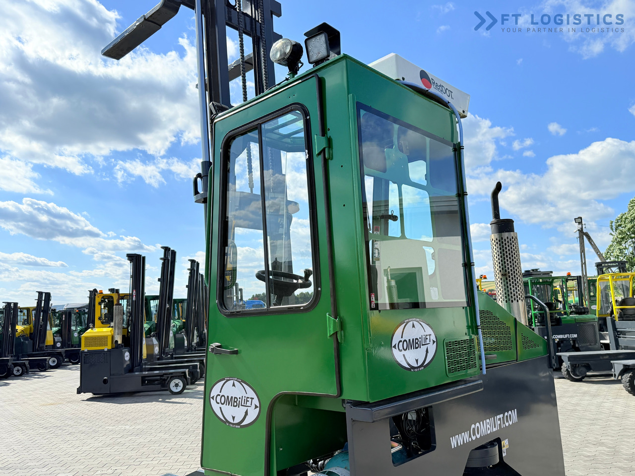 Új Négyutas tolóoszlopos targoncá COMBILIFT C3500 / DUPLEX 4100MM / GAS / EXTENDABLE FORKS / CABIN / HEATING + AIR CONDITIONING / LIKE NEW: 32 kép.