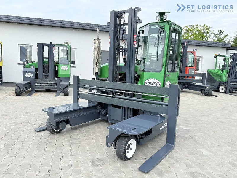 Combilift C3000 / DIESEL / DUPLEX - 4000MM / WIDE FORK POSITIONER 2700MM / FULL HEATED CABIN / ONLY 6905H / CONDITION - LIKE NEW! C3000 / - Négyutas tolóoszlopos targoncá: 3 kép. Combilift C3000 / DIESEL / DUPLEX - 4000MM / WIDE FORK POSITIONER 2700MM / FULL HEATED CABIN / ONLY 6905H / CONDITION - LIKE NEW! C3000 / - Négyutas tolóoszlopos targoncá: 3 kép.