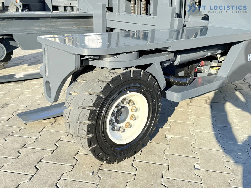 Combilift C4000 / DIESEL / DUPLEX 4100MM / FREE LIFT / SIDE SHIFT / FULL CABIN / EXCELLENT CONDITION / Wide range of four-way and side loa - Négyutas tolóoszlopos targoncá: 2 kép. Combilift C4000 / DIESEL / DUPLEX 4100MM / FREE LIFT / SIDE SHIFT / FULL CABIN / EXCELLENT CONDITION / Wide range of four-way and side loa - Négyutas tolóoszlopos targoncá: 2 kép.