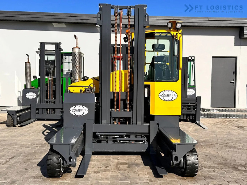 Combilift C4000 / LPG / DUPLEX / 4100MM / SCALE / SIDE SHIFT / LIKE NEW C4000 / LPG / DUPLEX / 4100MM / SCALE / SIDE SHIFT / LIKE NEW - Négyutas tolóoszlopos targoncá: 5 kép. Combilift C4000 / LPG / DUPLEX / 4100MM / SCALE / SIDE SHIFT / LIKE NEW C4000 / LPG / DUPLEX / 4100MM / SCALE / SIDE SHIFT / LIKE NEW - Négyutas tolóoszlopos targoncá: 5 kép.