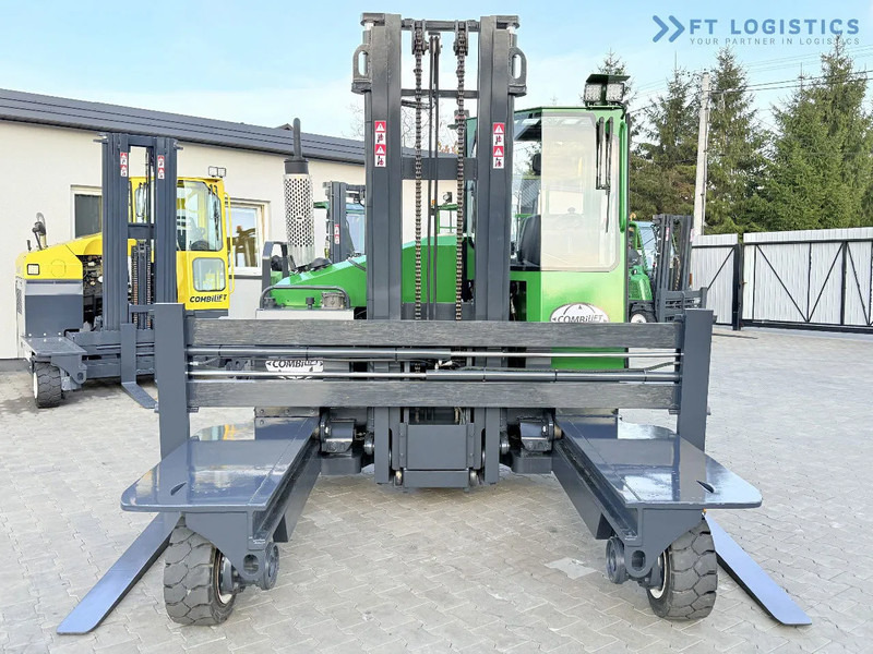 Combilift C4500 / DIESEL / DUPLEX 4000MM / WIDE FORK POSITIONER / HEATING / FULL CABIN / EXCELLENT CONDITION / A wide range of four-way an - Négyutas tolóoszlopos targoncá: 5 kép. Combilift C4500 / DIESEL / DUPLEX 4000MM / WIDE FORK POSITIONER / HEATING / FULL CABIN / EXCELLENT CONDITION / A wide range of four-way an - Négyutas tolóoszlopos targoncá: 5 kép.