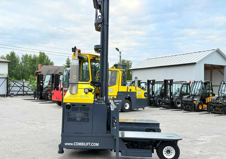 Négyutas tolóoszlopos targoncá Combilift C5000 / TRIPLEX 7500MM / WIDE FORK POSITIONER / FREE LIFT / NEW TYRES / HEATED CABIN: 6 kép.