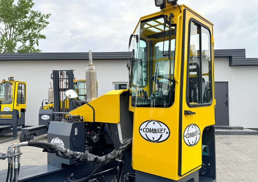 Négyutas tolóoszlopos targoncá Combilift C5000 / TRIPLEX 7500MM / WIDE FORK POSITIONER / FREE LIFT / NEW TYRES / HEATED CABIN: 26 kép.