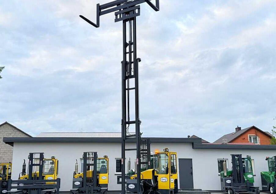 Négyutas tolóoszlopos targoncá Combilift C5000 / TRIPLEX 7500MM / WIDE FORK POSITIONER / FREE LIFT / NEW TYRES / HEATED CABIN: 39 kép.