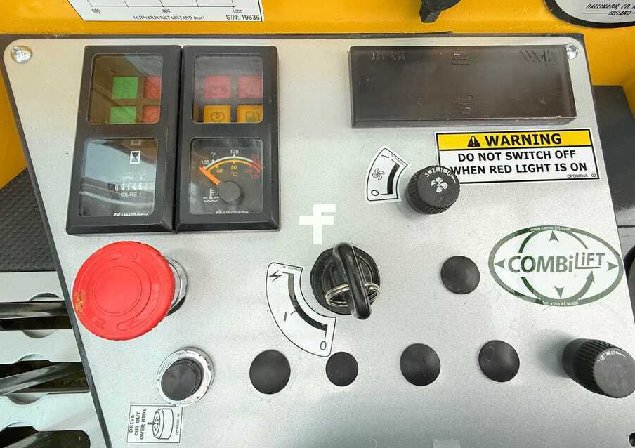 Négyutas tolóoszlopos targoncá Combilift C5000 / TRIPLEX 7500MM / WIDE FORK POSITIONER / FREE LIFT / NEW TYRES / HEATED CABIN: 18 kép.