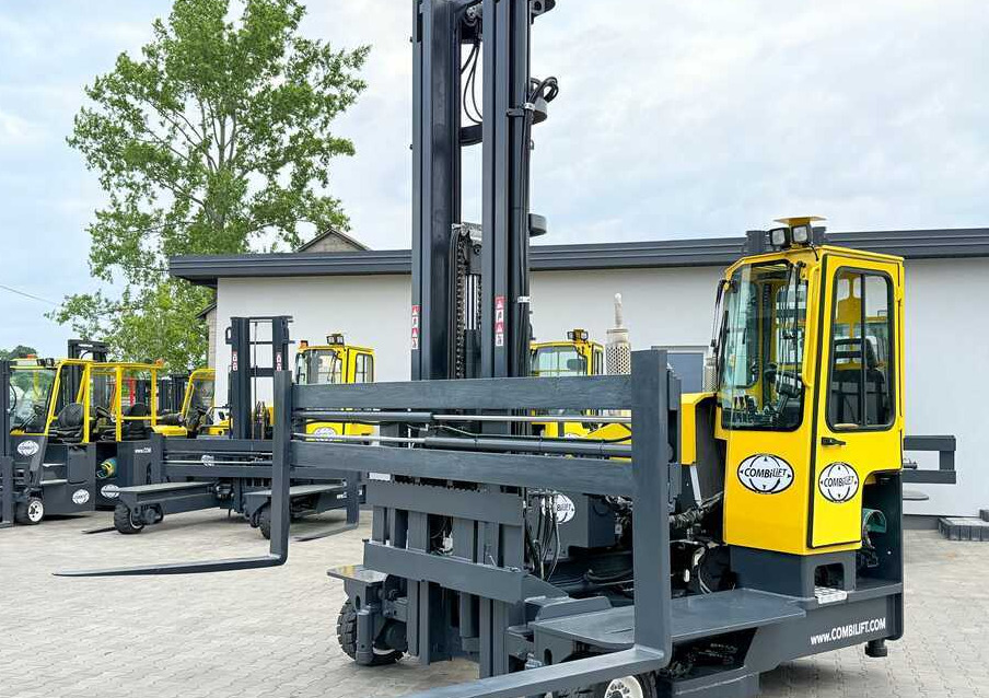 Négyutas tolóoszlopos targoncá Combilift C5000 / TRIPLEX 7500MM / WIDE FORK POSITIONER / FREE LIFT / NEW TYRES / HEATED CABIN: 20 kép.