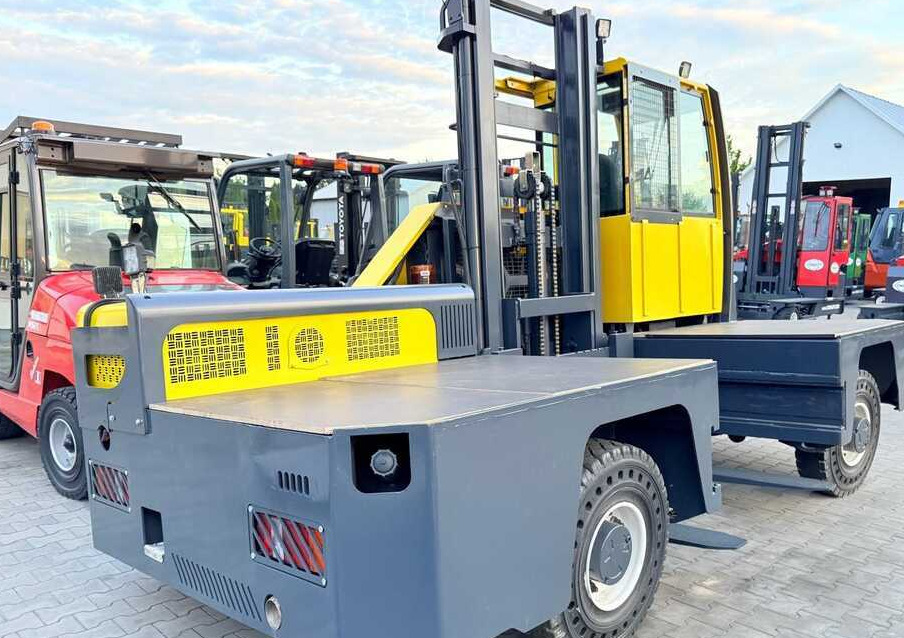 Combilift C5000FSL / 2018 / DIESEL / DUPLEX 4100 / FREE LIFT - Oldalrakodó targoncá: 1 kép. Combilift C5000FSL / 2018 / DIESEL / DUPLEX 4100 / FREE LIFT - Oldalrakodó targoncá: 1 kép.