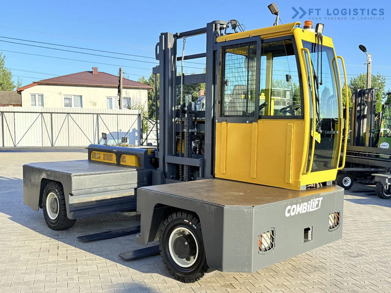 Combilift C5000FSL / DIESEL / DUPLEX - 4000MM / FREE-LIFT / CABIN / A wide range of four-way and side loaders, tailored to diverse needs a - Oldalrakodó targoncá: 4 kép. Combilift C5000FSL / DIESEL / DUPLEX - 4000MM / FREE-LIFT / CABIN / A wide range of four-way and side loaders, tailored to diverse needs a - Oldalrakodó targoncá: 4 kép.