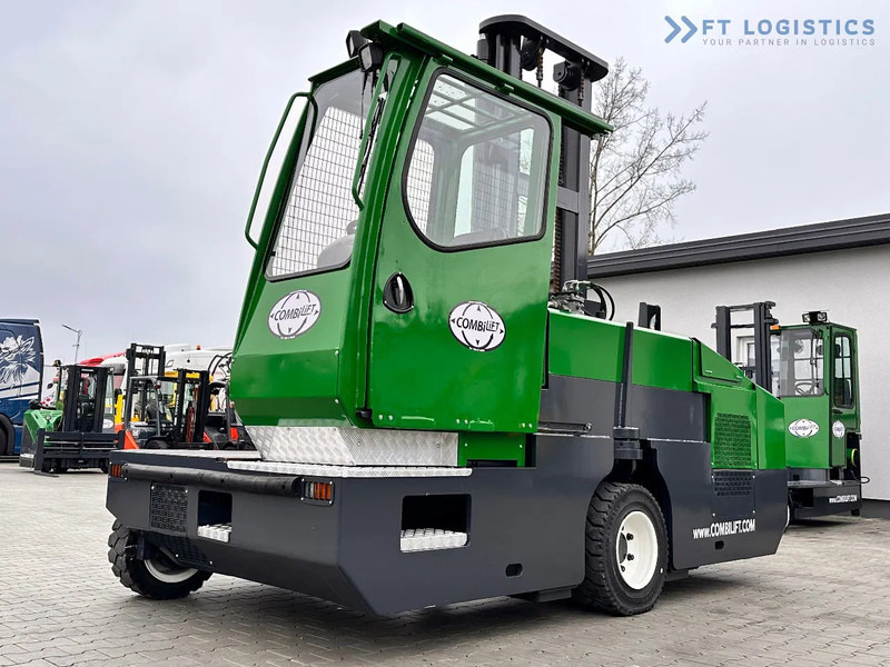Combilift C5000SL / DIESEL / 4500MM / DUPLEX / CABIN / PLATFORMS / LIKE NEW C5000SL / DIESEL / 4500MM / DUPLEX / CABIN / PLATFORMS / LIKE - Oldalrakodó targoncá: 4 kép. Combilift C5000SL / DIESEL / 4500MM / DUPLEX / CABIN / PLATFORMS / LIKE NEW C5000SL / DIESEL / 4500MM / DUPLEX / CABIN / PLATFORMS / LIKE - Oldalrakodó targoncá: 4 kép.