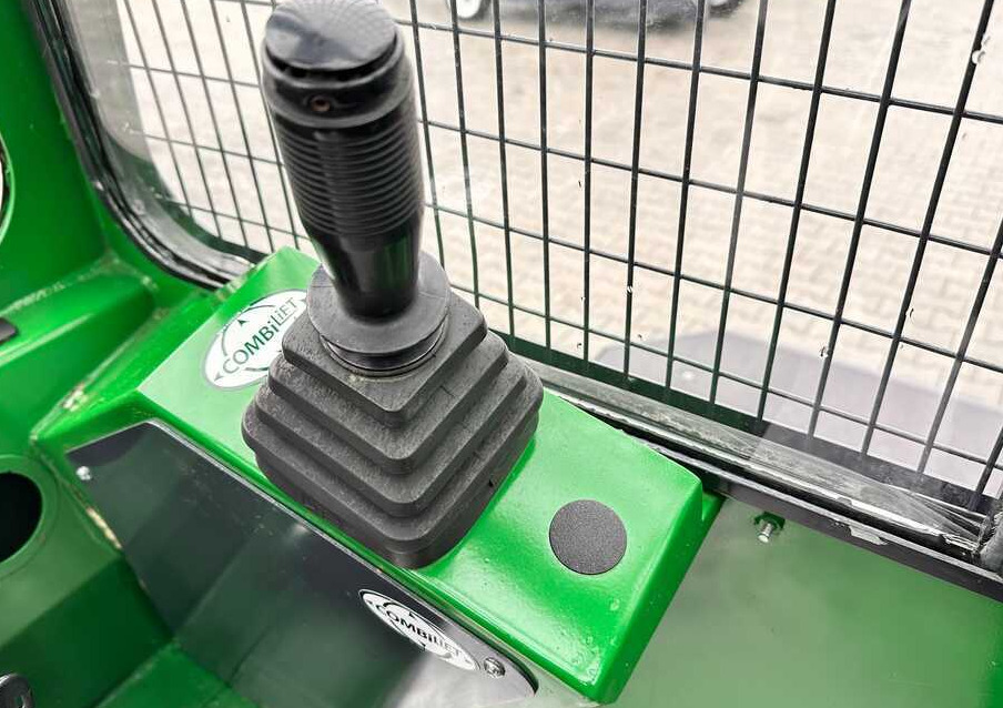 Combilift C5000SL / DIESEL / 4500MM / DUPLEX / CABIN / PLATFORMS / LIKE NEW lízing Combilift C5000SL / DIESEL / 4500MM / DUPLEX / CABIN / PLATFORMS / LIKE NEW: 23 kép.