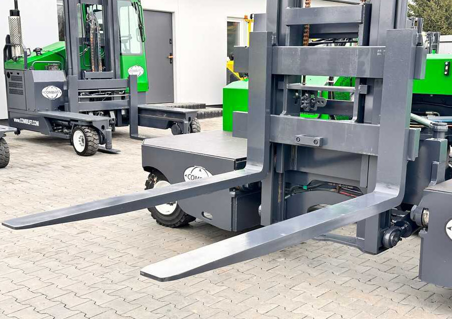 Combilift C5000SL / DIESEL / 4500MM / DUPLEX / CABIN / PLATFORMS / LIKE NEW lízing Combilift C5000SL / DIESEL / 4500MM / DUPLEX / CABIN / PLATFORMS / LIKE NEW: 10 kép.