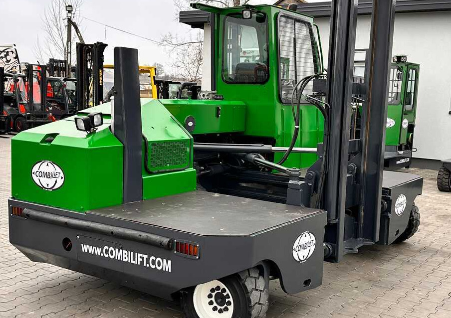 Combilift C5000SL / DIESEL / 4500MM / DUPLEX / CABIN / PLATFORMS / LIKE NEW lízing Combilift C5000SL / DIESEL / 4500MM / DUPLEX / CABIN / PLATFORMS / LIKE NEW: 30 kép.