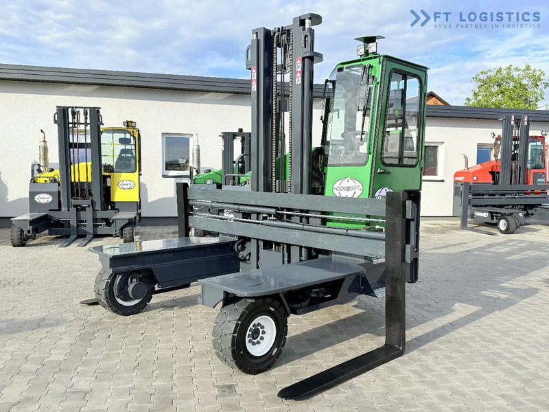 Combilift C5000XL / DIESEL / DUPLEX - 4000MM / WIDE FORK POSITIONER 3350MM / FULL HEATED CABIN / ONLY 6453H / CONDITION - LIKE NEW! C5000X - Négyutas tolóoszlopos targoncá: 1 kép. Combilift C5000XL / DIESEL / DUPLEX - 4000MM / WIDE FORK POSITIONER 3350MM / FULL HEATED CABIN / ONLY 6453H / CONDITION - LIKE NEW! C5000X - Négyutas tolóoszlopos targoncá: 1 kép.