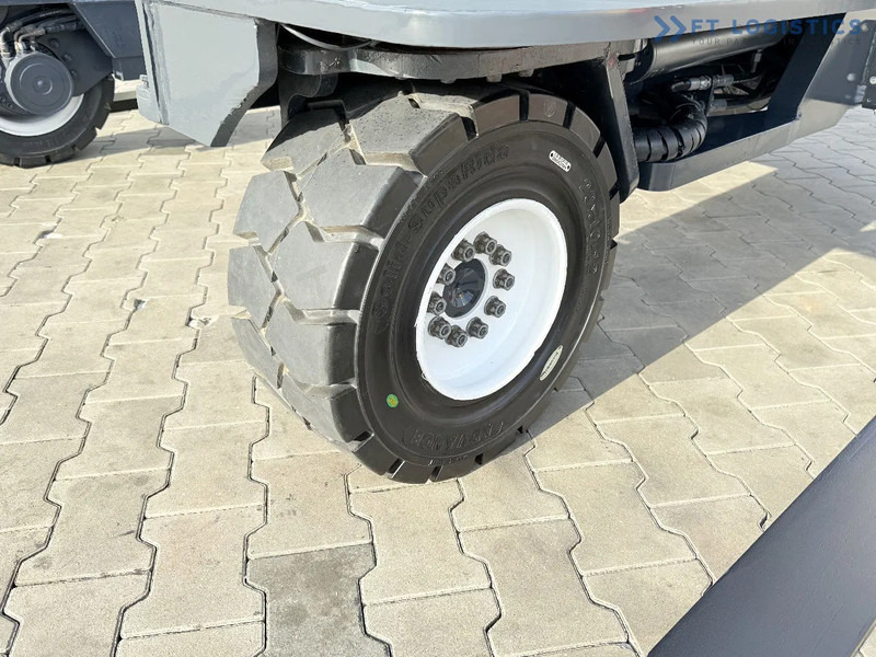Combilift C5000XL / DIESEL / DUPLEX - 4000MM / WIDE FORK POSITIONER 3350MM / FULL HEATED CABIN / ONLY 6453H / CONDITION - LIKE NEW! C5000X - Négyutas tolóoszlopos targoncá: 5 kép. Combilift C5000XL / DIESEL / DUPLEX - 4000MM / WIDE FORK POSITIONER 3350MM / FULL HEATED CABIN / ONLY 6453H / CONDITION - LIKE NEW! C5000X - Négyutas tolóoszlopos targoncá: 5 kép.