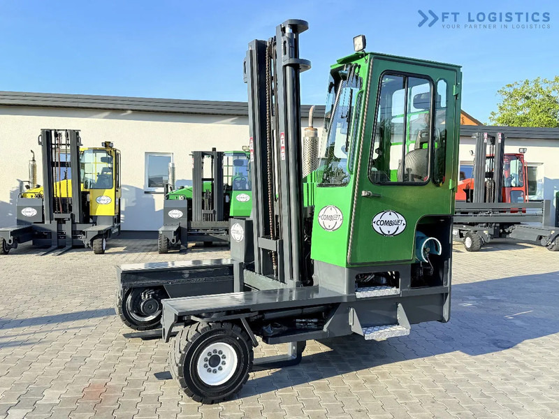 Combilift C5000XL / GAS / DUPLEX 4000 / POSITIONER / FULL CABIN / LIKE NEW C5000XL / GAS / DUPLEX 4000 / POSITIONER / FULL CABIN / LIKE NE - Négyutas tolóoszlopos targoncá: 1 kép. Combilift C5000XL / GAS / DUPLEX 4000 / POSITIONER / FULL CABIN / LIKE NEW C5000XL / GAS / DUPLEX 4000 / POSITIONER / FULL CABIN / LIKE NE - Négyutas tolóoszlopos targoncá: 1 kép.