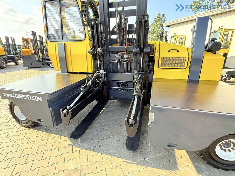 Combilift C6000SR / DUPLEX / 4200MM / LOAD CLAMP ON FORKS / FREE LIFT / DIESEL / POSITIONER / NEW TIRES / LIKE NEW / Wide range of four-wa - Négyutas tolóoszlopos targoncá: 4 kép. Combilift C6000SR / DUPLEX / 4200MM / LOAD CLAMP ON FORKS / FREE LIFT / DIESEL / POSITIONER / NEW TIRES / LIKE NEW / Wide range of four-wa - Négyutas tolóoszlopos targoncá: 4 kép.