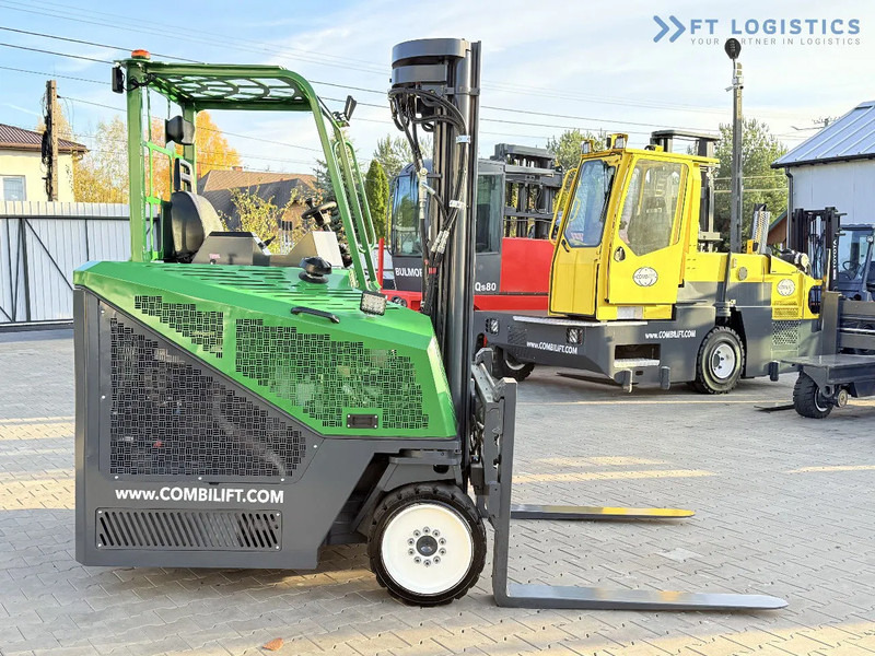 Combilift CB4000 / GAS / TRIPLEX 5200MM / FREE LIFT / FORK POSITIONER / SIDE SHIFT / EXCELLENT CONDITION / Wide range of four-way and side - Négyutas tolóoszlopos targoncá: 5 kép. Combilift CB4000 / GAS / TRIPLEX 5200MM / FREE LIFT / FORK POSITIONER / SIDE SHIFT / EXCELLENT CONDITION / Wide range of four-way and side - Négyutas tolóoszlopos targoncá: 5 kép.