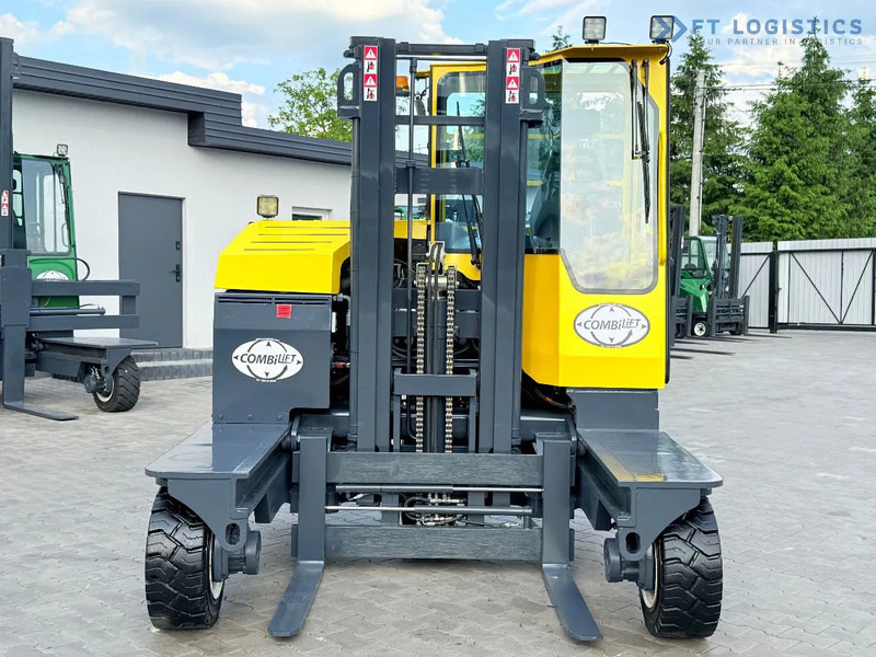 Combilift COMBILIFT C3000XL LARGE CABIN – DUPLEX 3200mm – Year 2015 – LPG – FREE LIFT – SIDESHIFT – CONDITION 5/5 COMBILIFT C3000XL LARGE - Négyutas tolóoszlopos targoncá: 4 kép. Combilift COMBILIFT C3000XL LARGE CABIN – DUPLEX 3200mm – Year 2015 – LPG – FREE LIFT – SIDESHIFT – CONDITION 5/5 COMBILIFT C3000XL LARGE - Négyutas tolóoszlopos targoncá: 4 kép.
