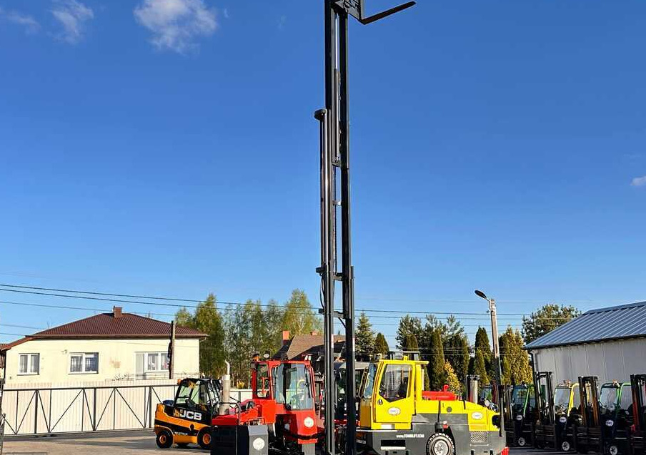 Négyutas tolóoszlopos targoncá Combilift COMBILIFT C4000 – TRIPLEX 9300 mm – Year 2017 – GAS – FREE LIFT – FORK SIDE SHIFT – CONDITION 5/5: 32 kép.
