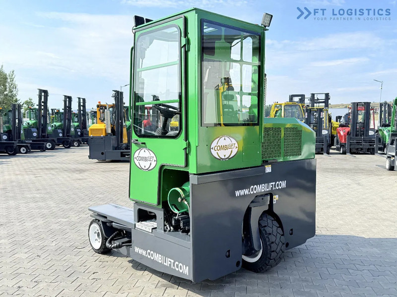 Négyutas tolóoszlopos targoncá Combilift Combilift C2500 / GAS / TRIPLEX 4900MM / FREE LIFT / ONLY 2446 HOURS / FORK POSITIONER / FULL CABIN / PERFECT CONDITION / Wide r: 9 kép. Négyutas tolóoszlopos targoncá Combilift Combilift C2500 / GAS / TRIPLEX 4900MM / FREE LIFT / ONLY 2446 HOURS / FORK POSITIONER / FULL CABIN / PERFECT CONDITION / Wide r: 9 kép.