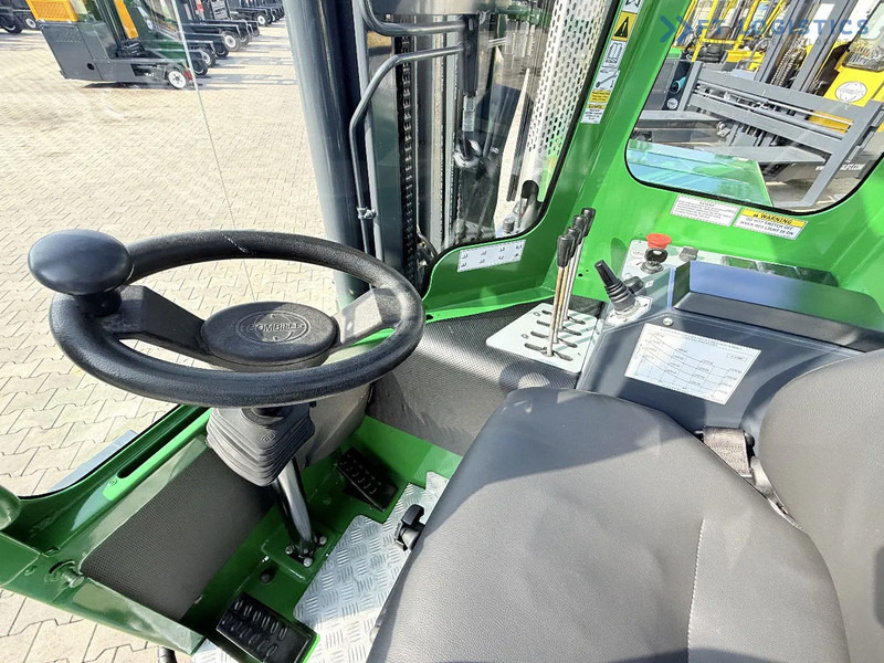 Négyutas tolóoszlopos targoncá Combilift Combilift C2500 / GAS / TRIPLEX 4900MM / FREE LIFT / ONLY 2446 HOURS / FORK POSITIONER / FULL CABIN / PERFECT CONDITION / Wide r: 17 kép. Négyutas tolóoszlopos targoncá Combilift Combilift C2500 / GAS / TRIPLEX 4900MM / FREE LIFT / ONLY 2446 HOURS / FORK POSITIONER / FULL CABIN / PERFECT CONDITION / Wide r: 17 kép.