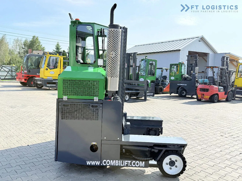 Négyutas tolóoszlopos targoncá Combilift Combilift C2500 / GAS / TRIPLEX 4900MM / FREE LIFT / ONLY 2446 HOURS / FORK POSITIONER / FULL CABIN / PERFECT CONDITION / Wide r: 6 kép. Négyutas tolóoszlopos targoncá Combilift Combilift C2500 / GAS / TRIPLEX 4900MM / FREE LIFT / ONLY 2446 HOURS / FORK POSITIONER / FULL CABIN / PERFECT CONDITION / Wide r: 6 kép.