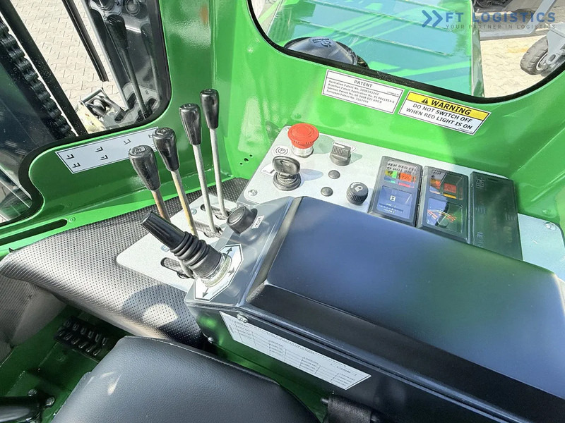 Négyutas tolóoszlopos targoncá Combilift Combilift C2500 / GAS / TRIPLEX 4900MM / FREE LIFT / ONLY 2446 HOURS / FORK POSITIONER / FULL CABIN / PERFECT CONDITION / Wide r: 20 kép. Négyutas tolóoszlopos targoncá Combilift Combilift C2500 / GAS / TRIPLEX 4900MM / FREE LIFT / ONLY 2446 HOURS / FORK POSITIONER / FULL CABIN / PERFECT CONDITION / Wide r: 20 kép.